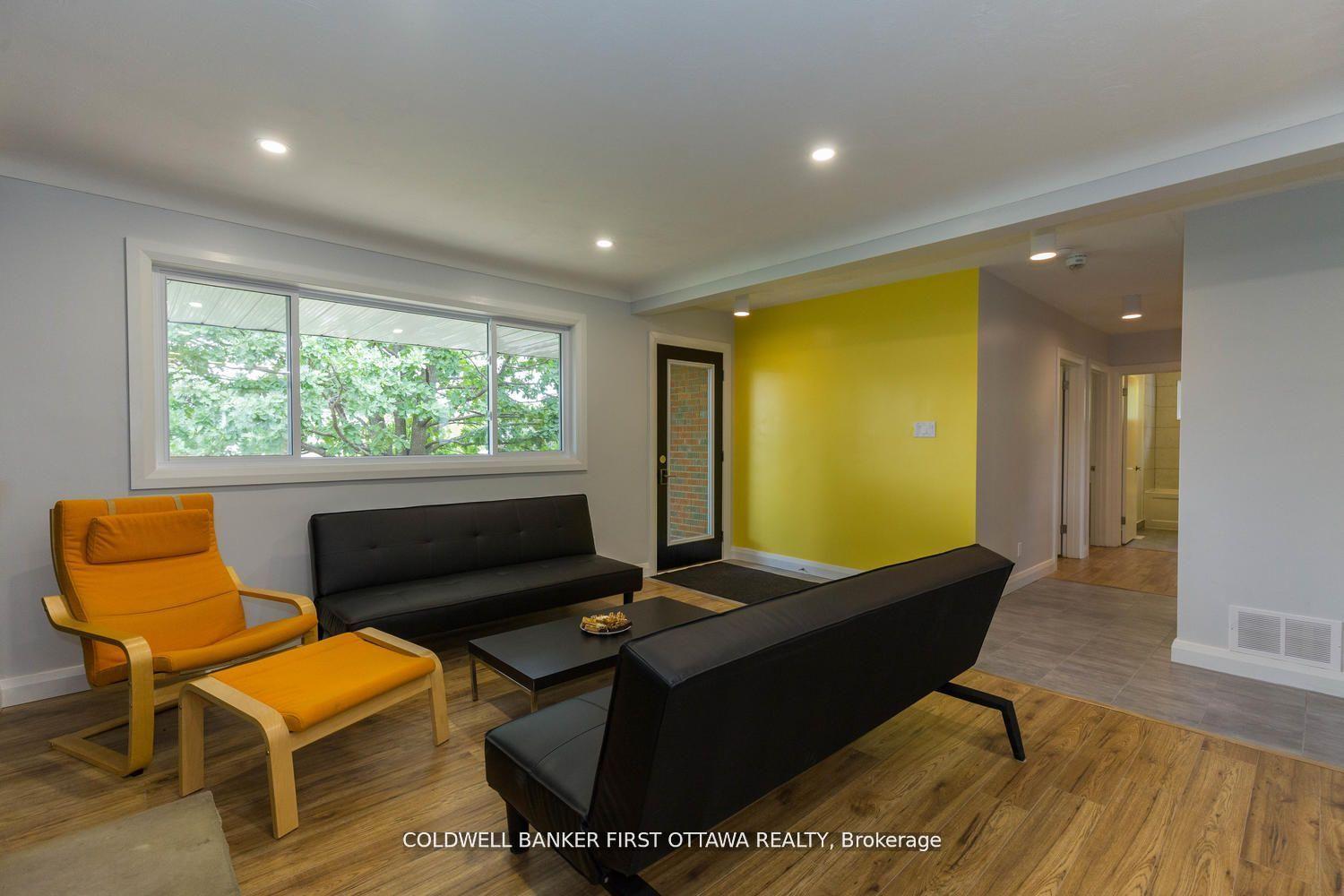 Photo 24 of 34 Westwood Drive, Ottawa, Meadowlands/Crestview — HOMEH
