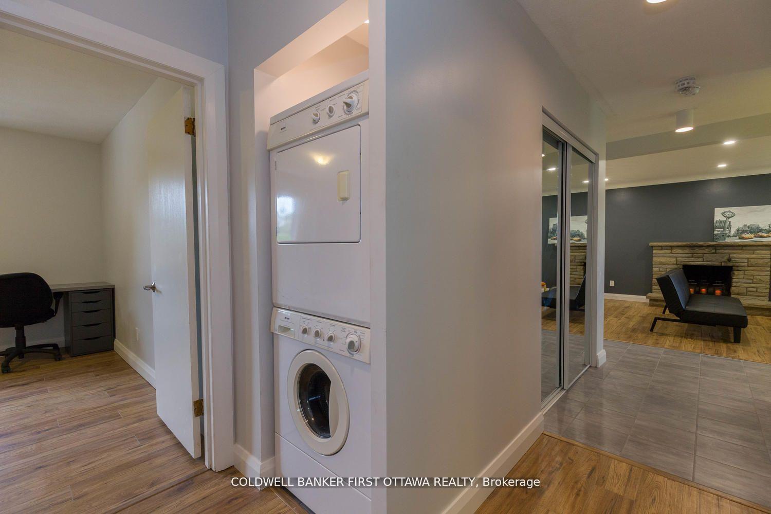 Photo 39 of 34 Westwood Drive, Ottawa, Meadowlands/Crestview — HOMEH