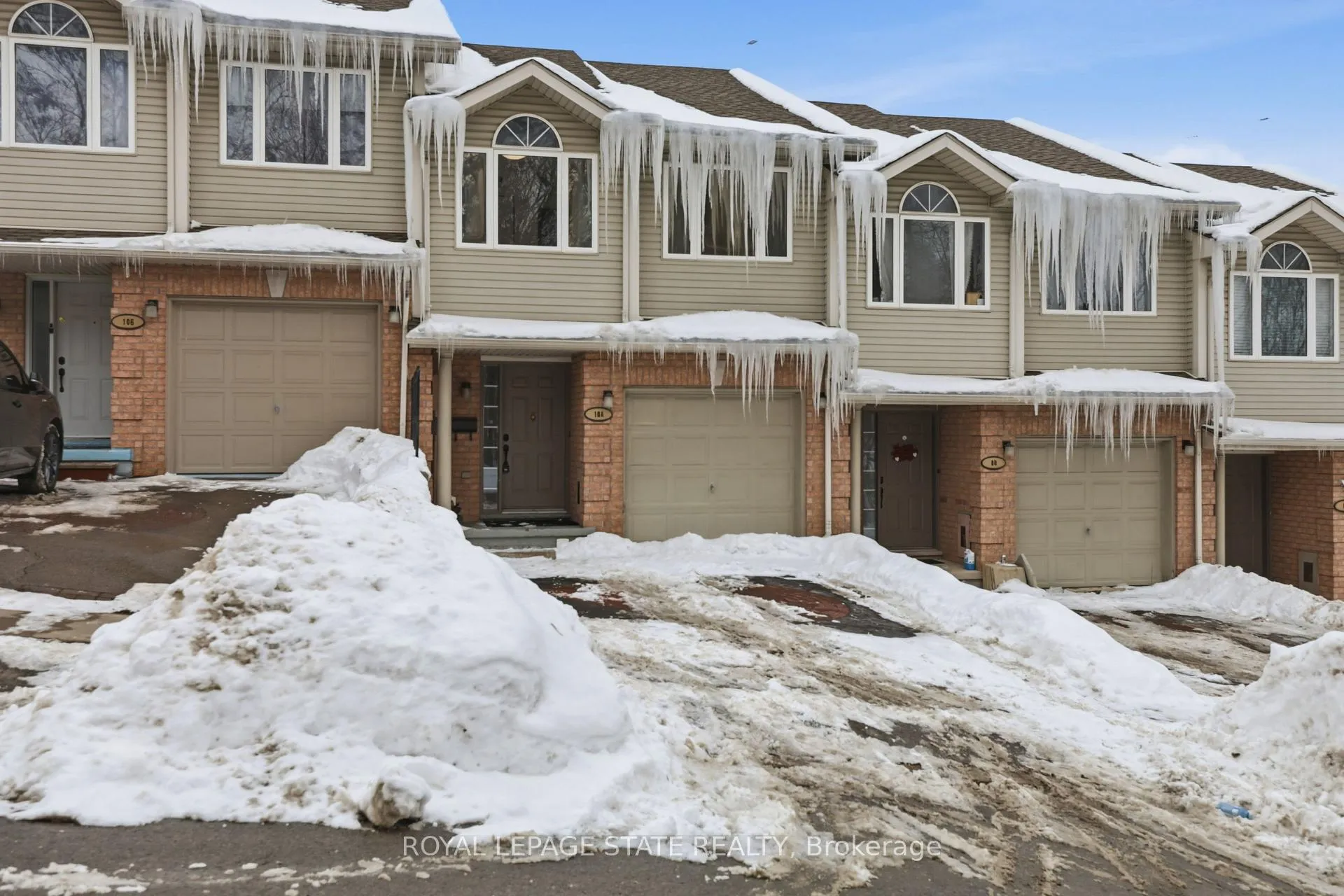 Photo 2 of 10A Hainer Street, St. Catharines, Western Hill — HOMEH