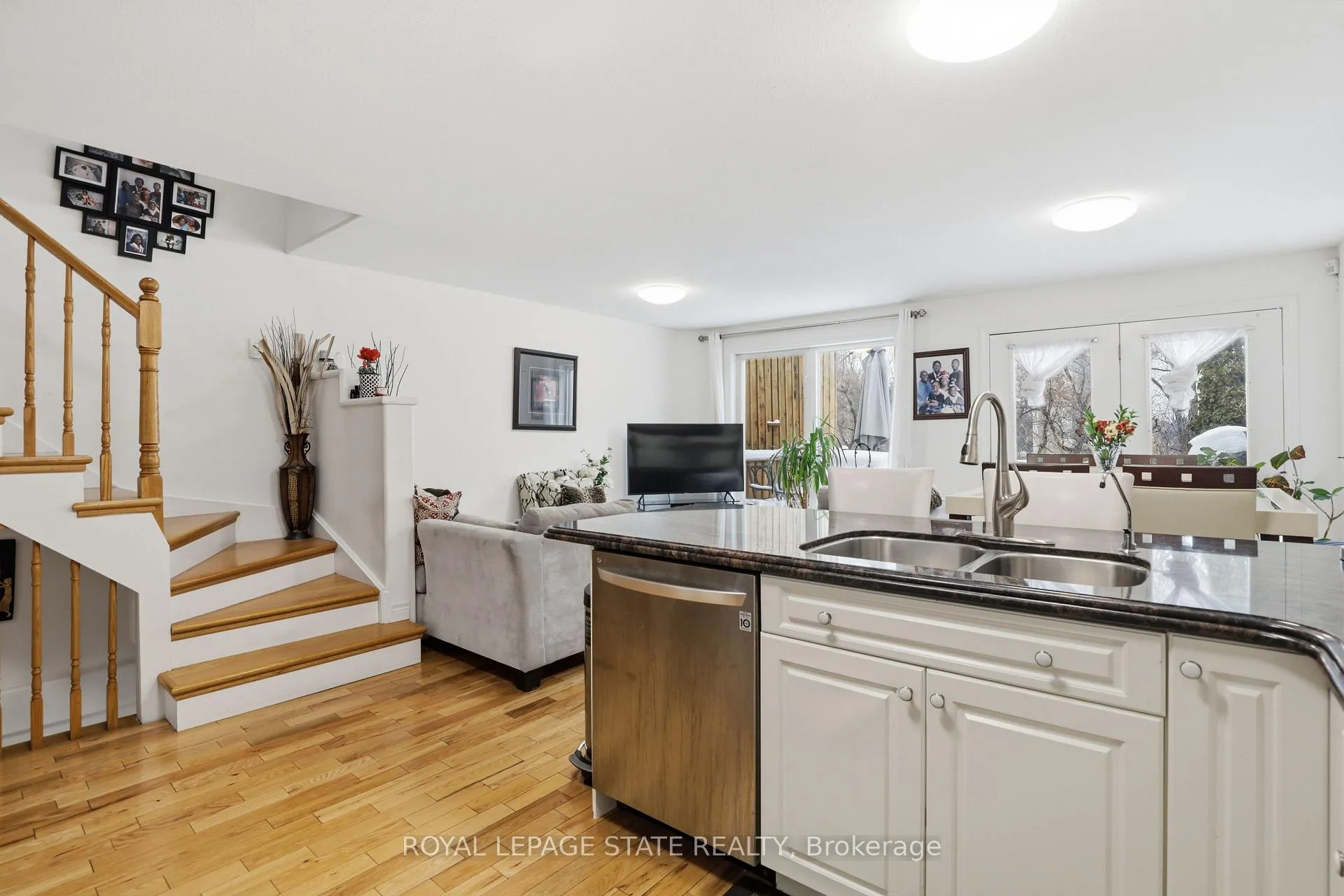 Photo 11 of 10A Hainer Street, St. Catharines, Western Hill — HOMEH