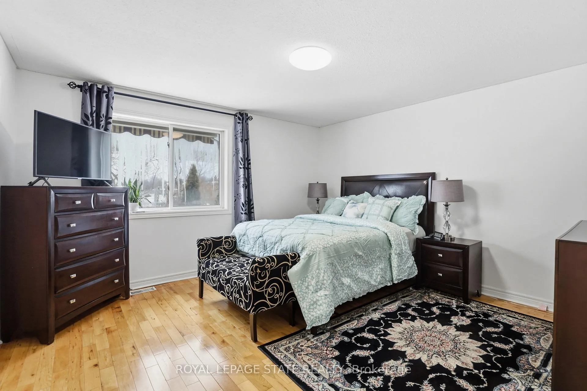 Photo 15 of 10A Hainer Street, St. Catharines, Western Hill — HOMEH