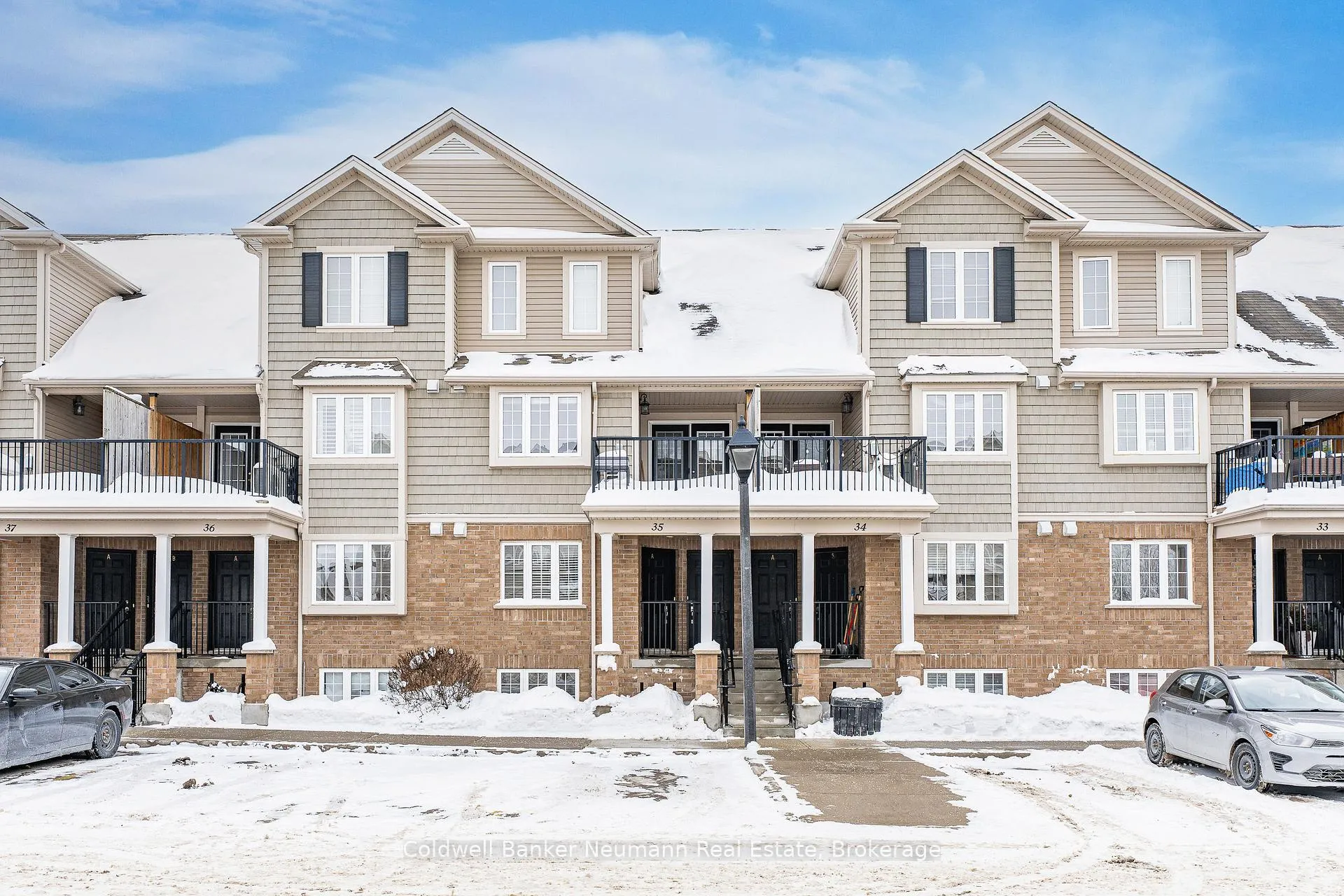 Photo 2 of Unit 35A, 15 Carere Crescent, Guelph, Victoria North — HOMEH
