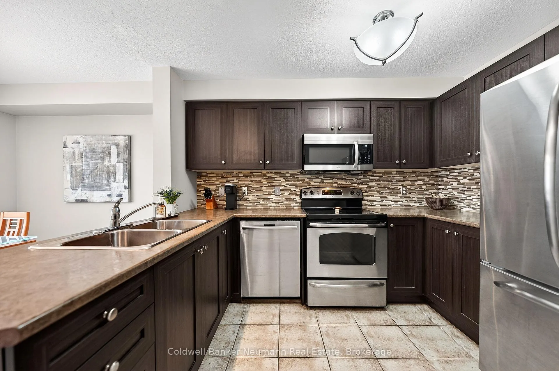 Photo 9 of Unit 35A, 15 Carere Crescent, Guelph, Victoria North — HOMEH