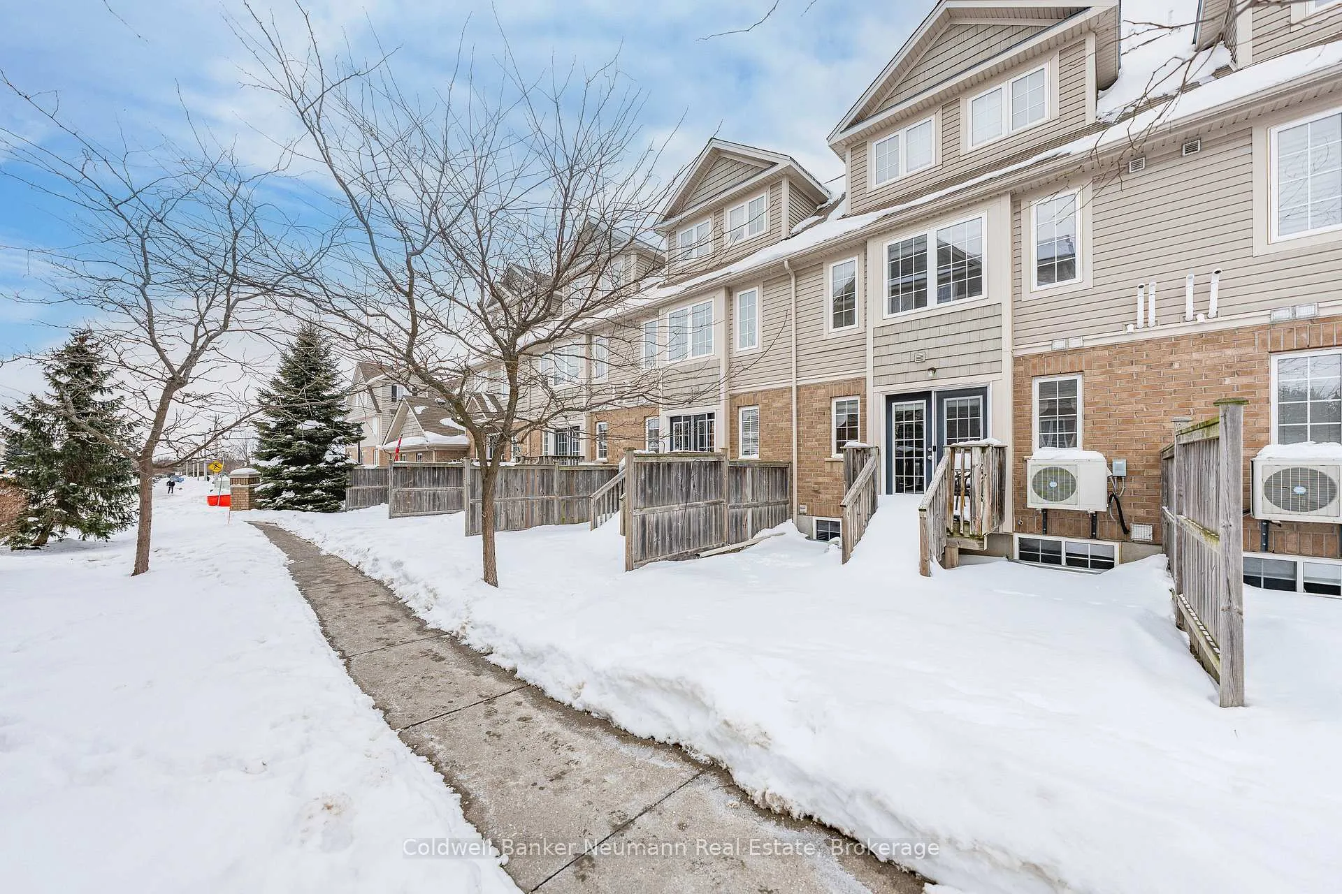 Photo 26 of Unit 35A, 15 Carere Crescent, Guelph, Victoria North — HOMEH