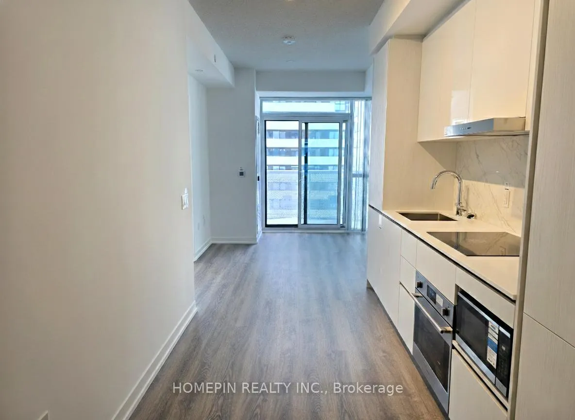 Photo 4 of Unit 3001, 8 Interchange Way, Vaughan, Vaughan Corporate Centre — HOMEH