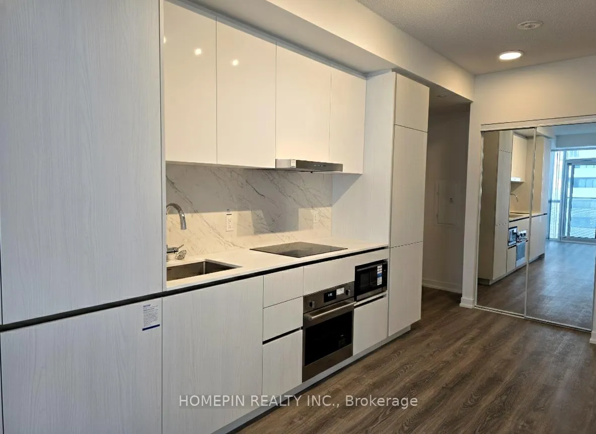 Photo 6 of Unit 3001, 8 Interchange Way, Vaughan, Vaughan Corporate Centre — HOMEH