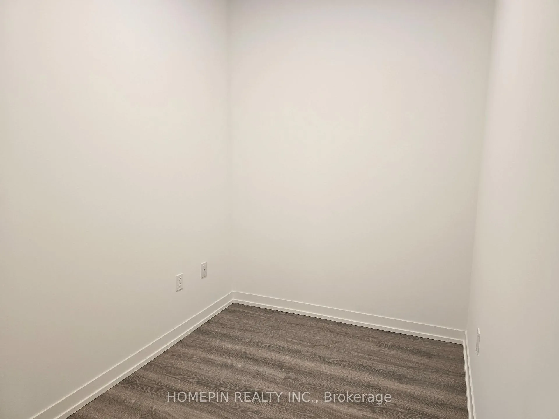 Photo 12 of Unit 3001, 8 Interchange Way, Vaughan, Vaughan Corporate Centre — HOMEH