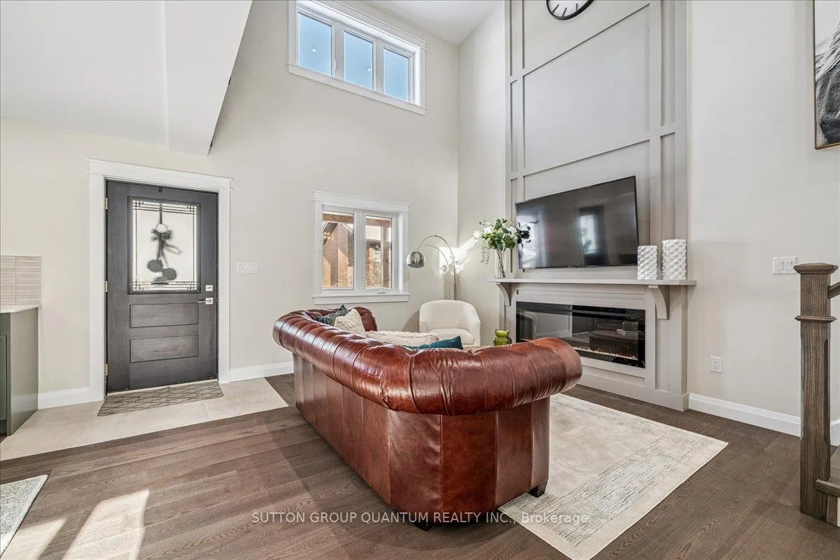 Photo 5 of 18R Pleasant Avenue, Hamilton, Dundas — HOMEH