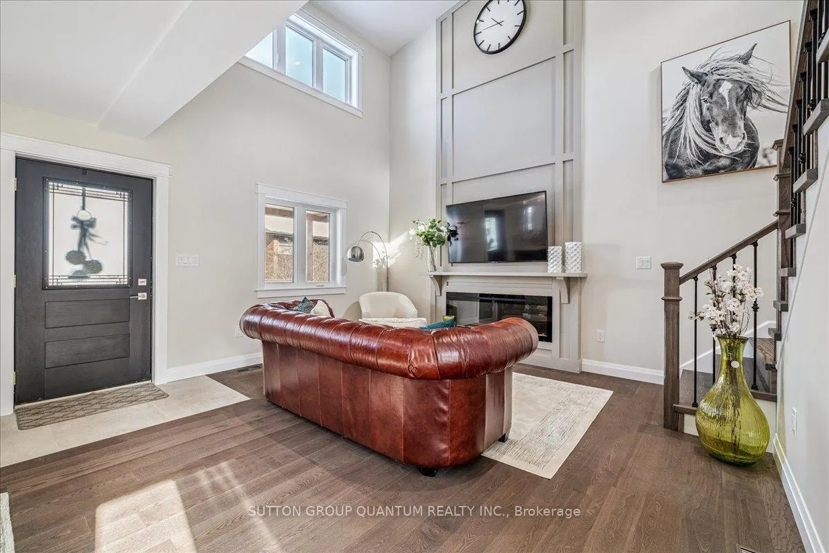 Photo 6 of 18R Pleasant Avenue, Hamilton, Dundas — HOMEH