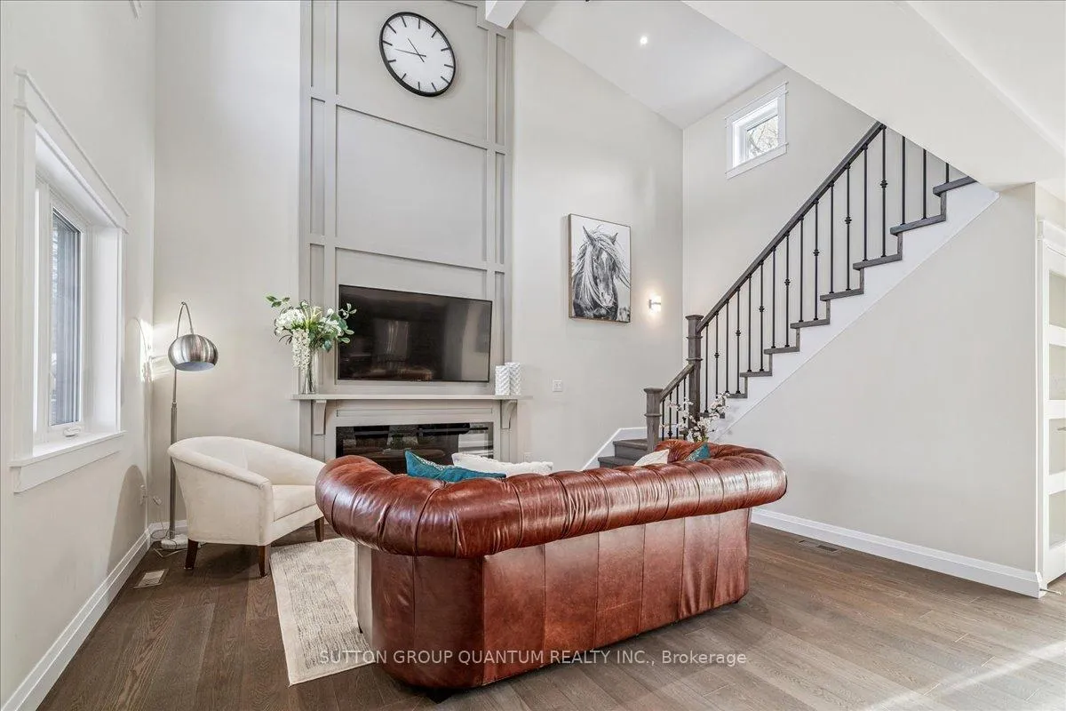 Photo 7 of 18R Pleasant Avenue, Hamilton, Dundas — HOMEH