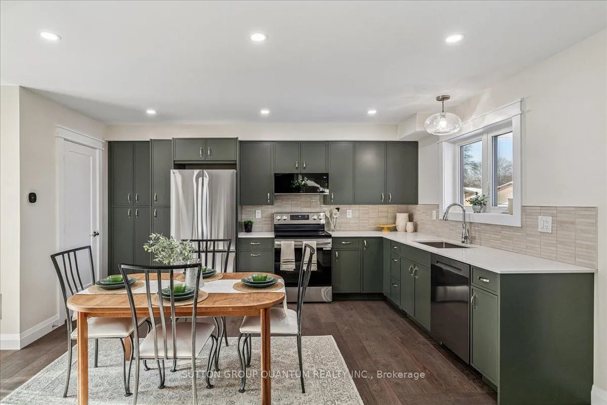 Photo 18 of 18R Pleasant Avenue, Hamilton, Dundas — HOMEH