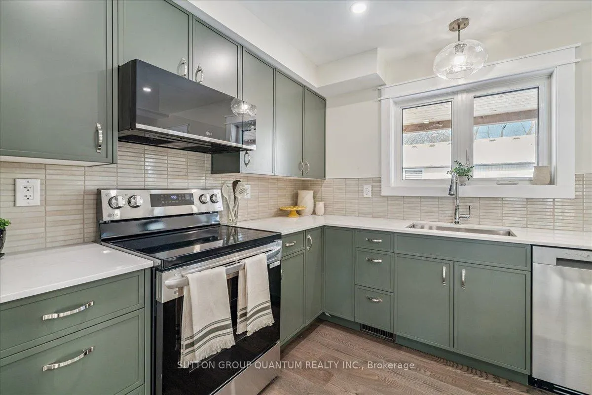 Photo 21 of 18R Pleasant Avenue, Hamilton, Dundas — HOMEH
