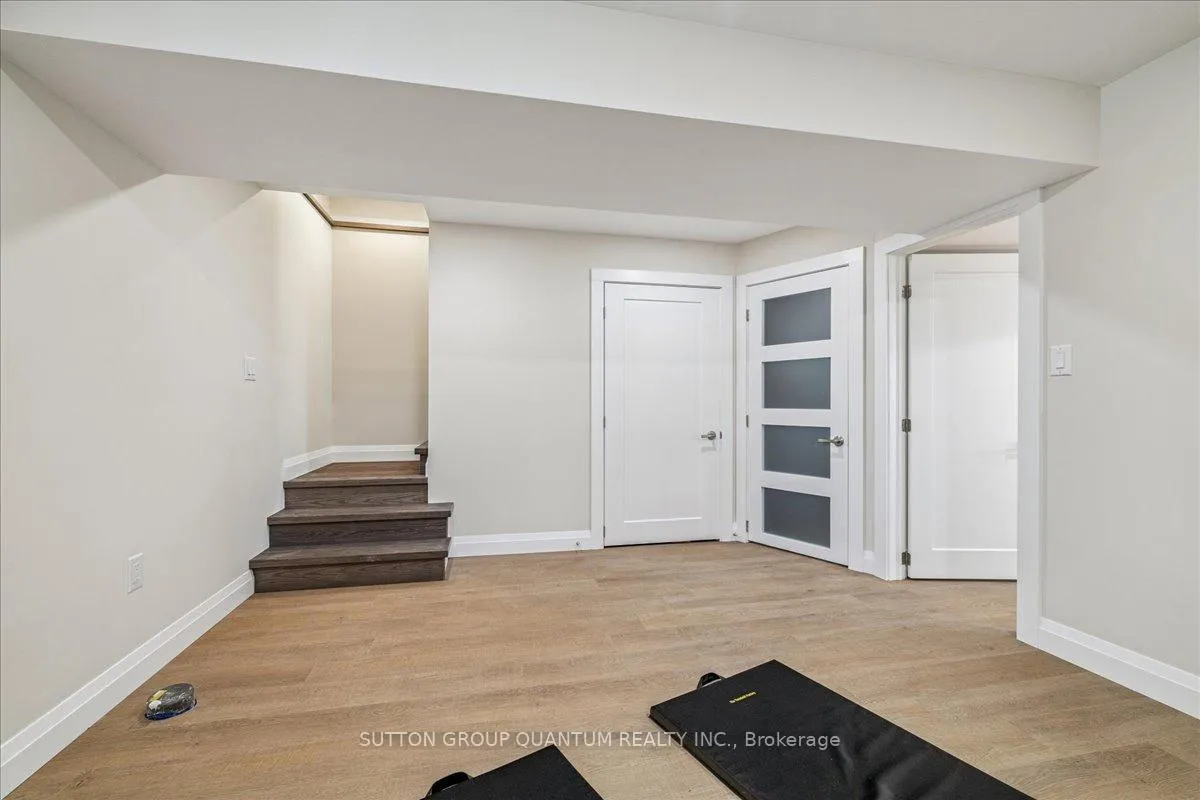 Photo 38 of 18R Pleasant Avenue, Hamilton, Dundas — HOMEH