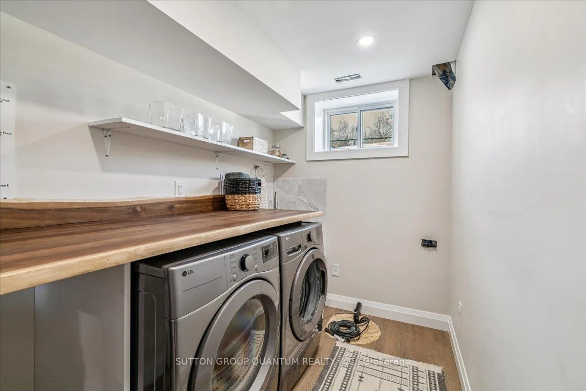 Photo 41 of 18R Pleasant Avenue, Hamilton, Dundas — HOMEH