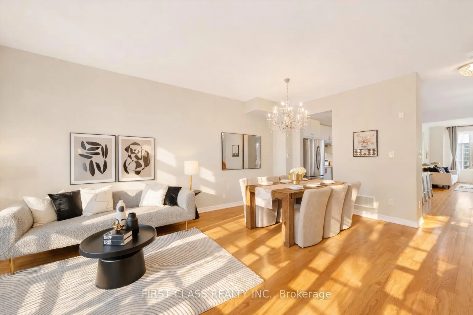Photo 5 of 8 Elphee Lane, Markham, Cornell — HOMEH