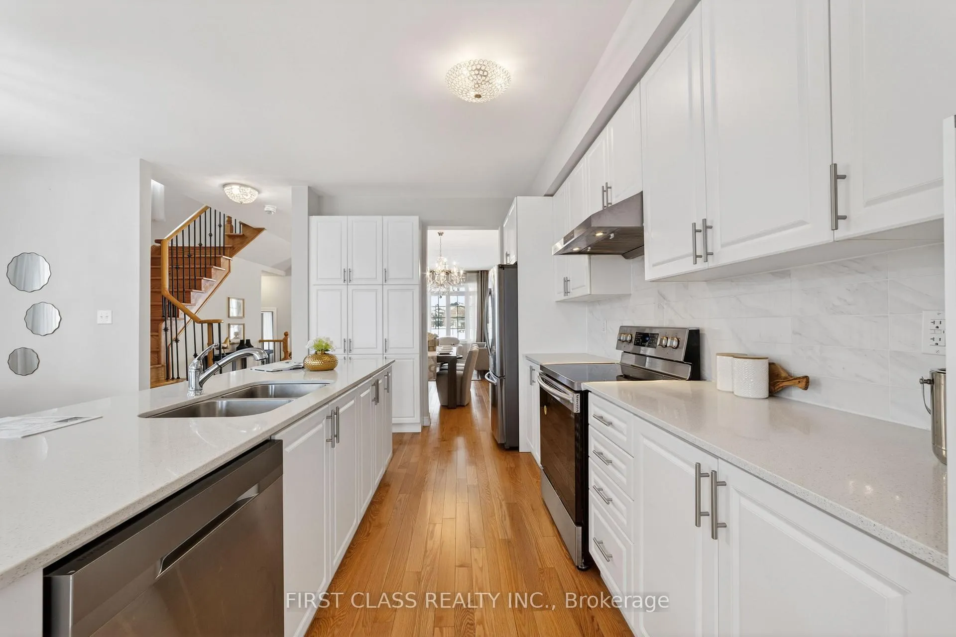 Photo 7 of 8 Elphee Lane, Markham, Cornell — HOMEH