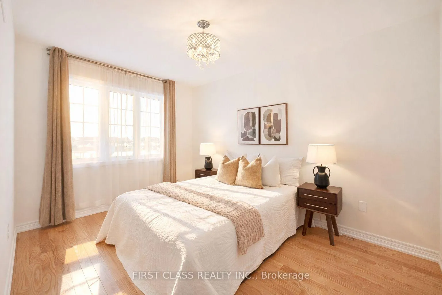 Photo 22 of 8 Elphee Lane, Markham, Cornell — HOMEH