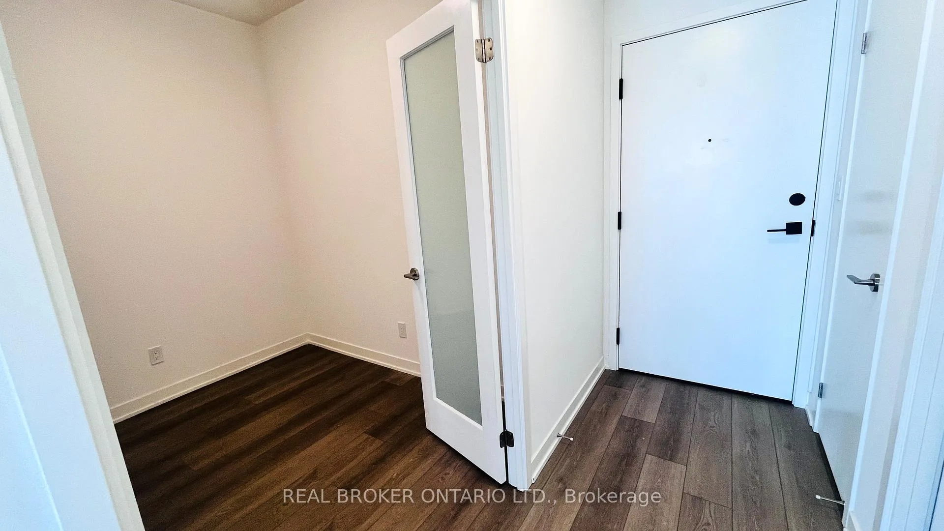 Photo 2 of Unit B-1208, 292 Verdale Crossing, Markham, Unionville — HOMEH