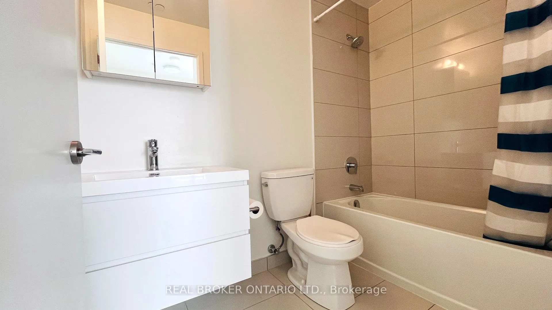 Photo 18 of Unit B-1208, 292 Verdale Crossing, Markham, Unionville — HOMEH