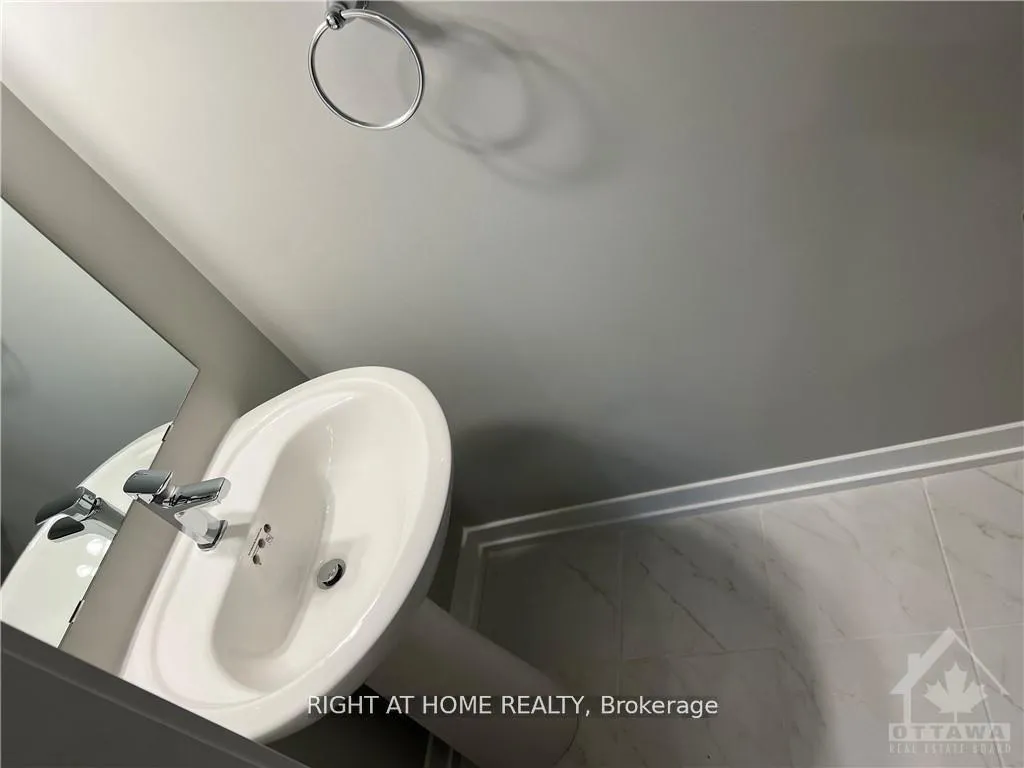 Photo 8 of 26 Limnos Lane, Ottawa, Stittsville (North) — HOMEH