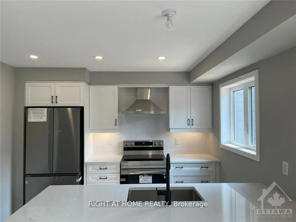 Photo 11 of 26 Limnos Lane, Ottawa, Stittsville (North) — HOMEH