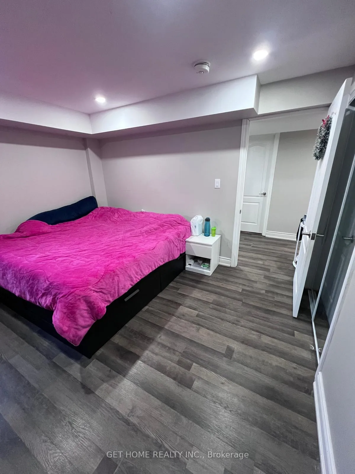 Photo 4 of Unit #Bsmt, 89 Queen Mary Boulevard, Hamilton, Stoney Creek Mountain — HOMEH
