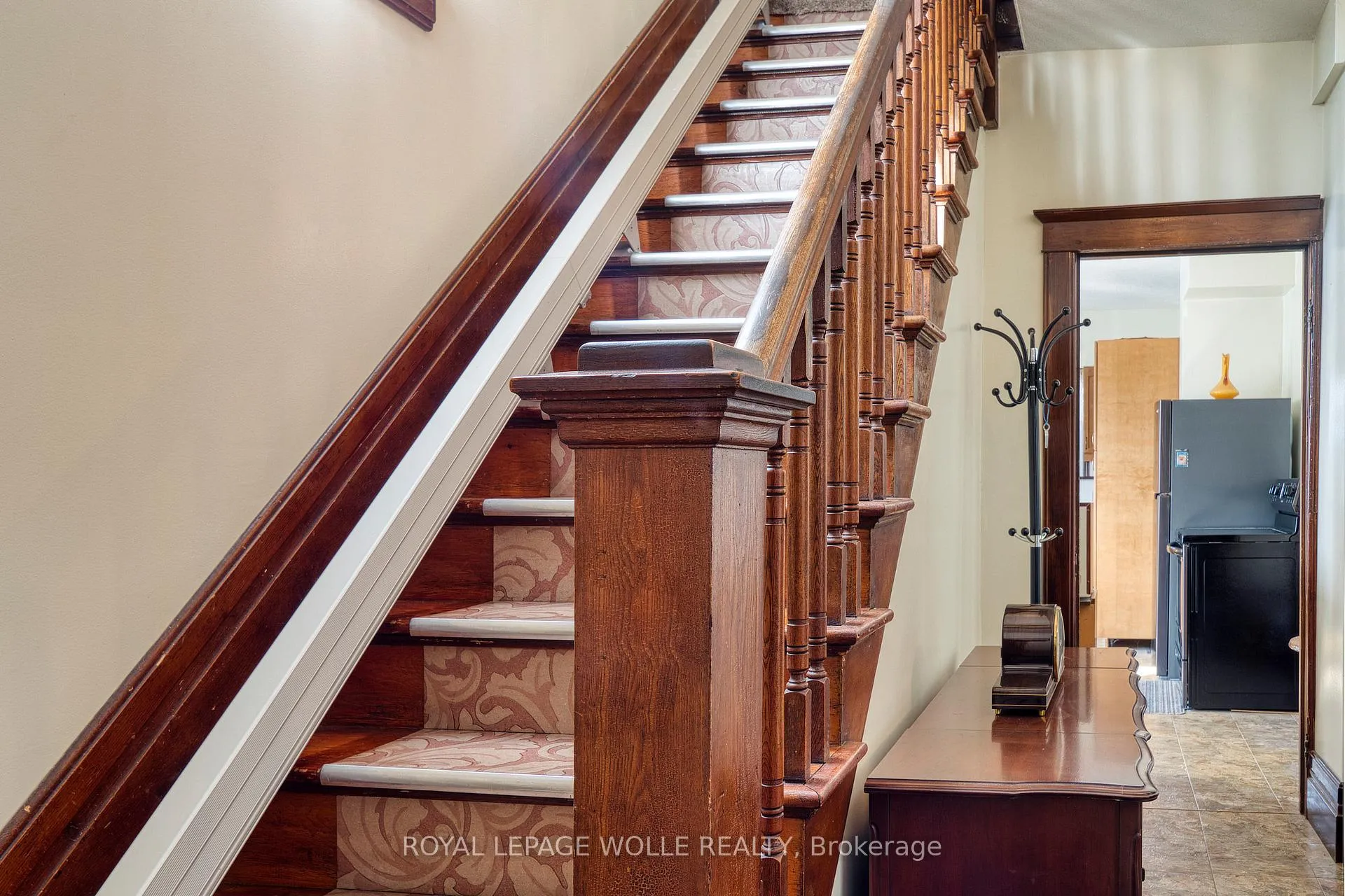 Photo 17 of 392 Breithaupt Street, Kitchener — HOMEH