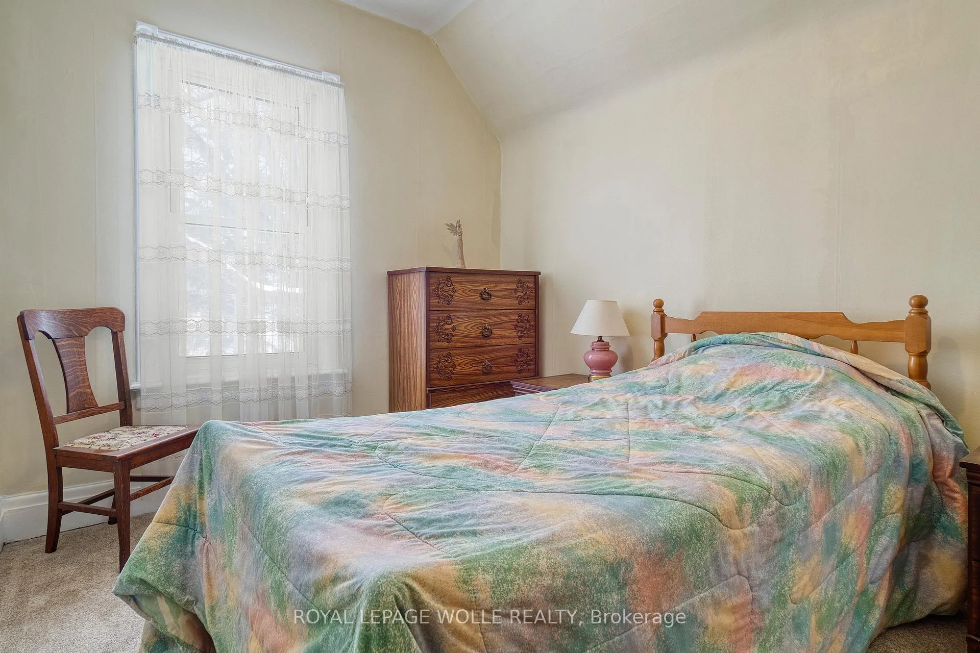 Photo 22 of 392 Breithaupt Street, Kitchener — HOMEH