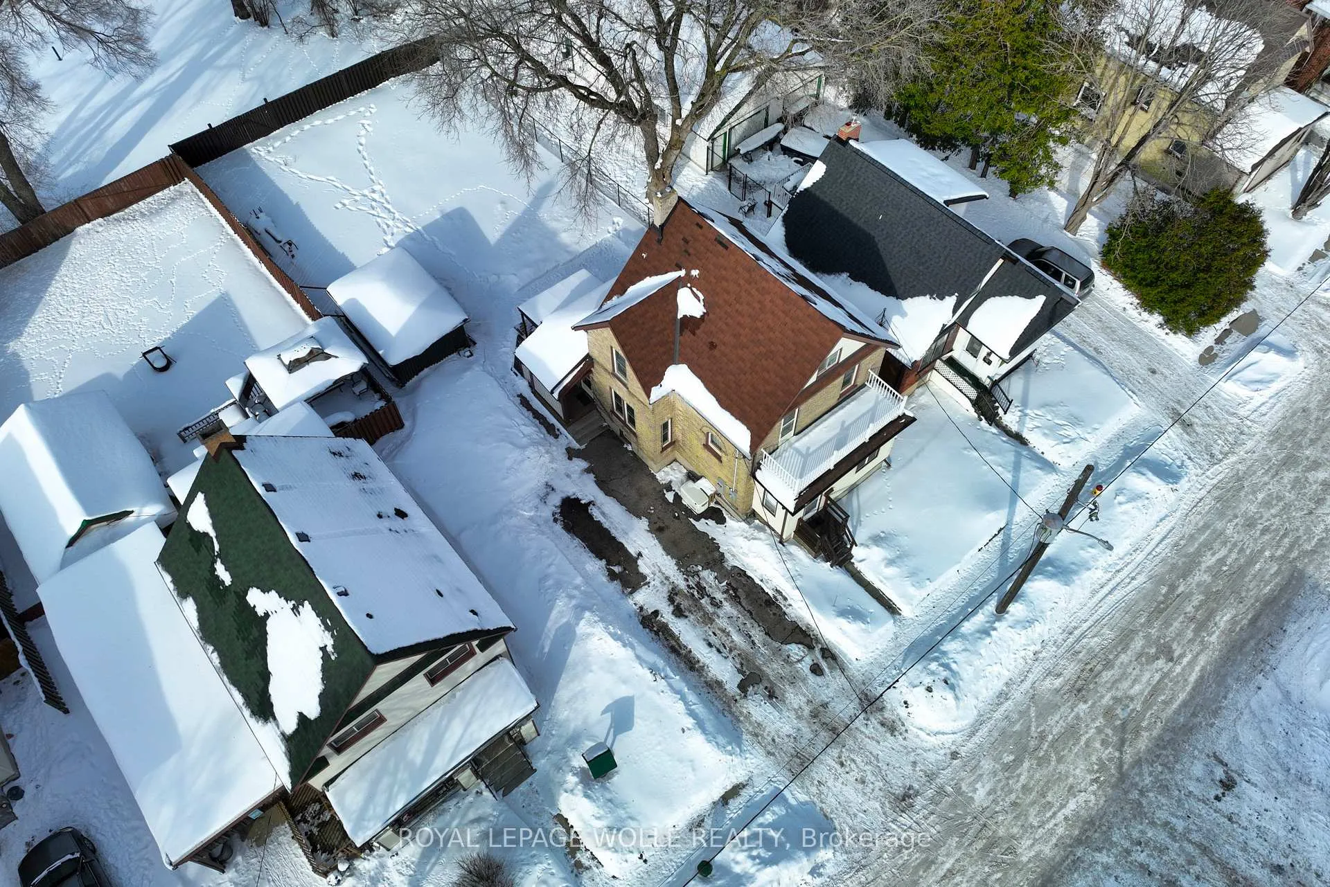 Photo 33 of 392 Breithaupt Street, Kitchener — HOMEH