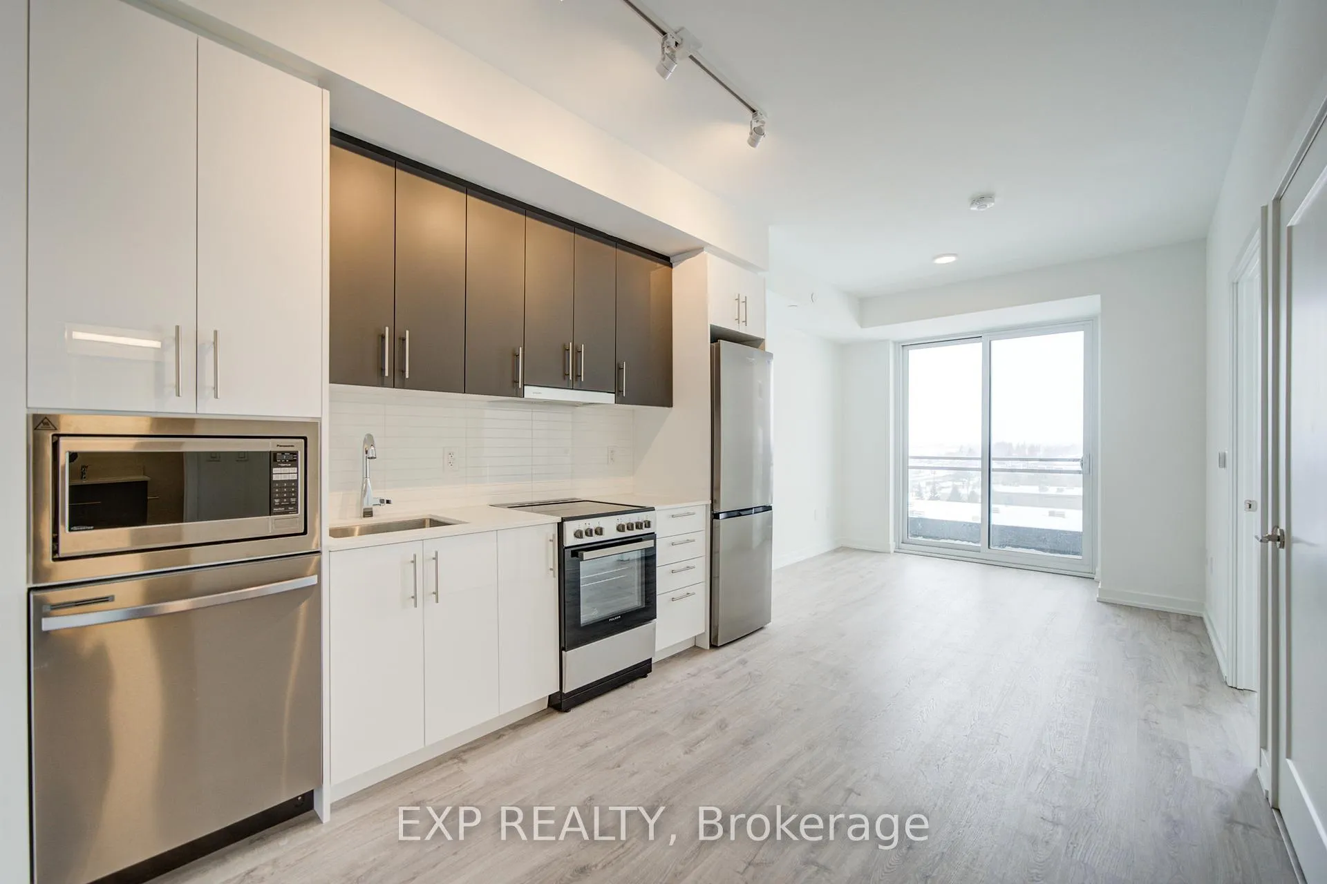 Photo 6 of Unit B-912, 9751 Markham Road, Markham, Greensborough — HOMEH