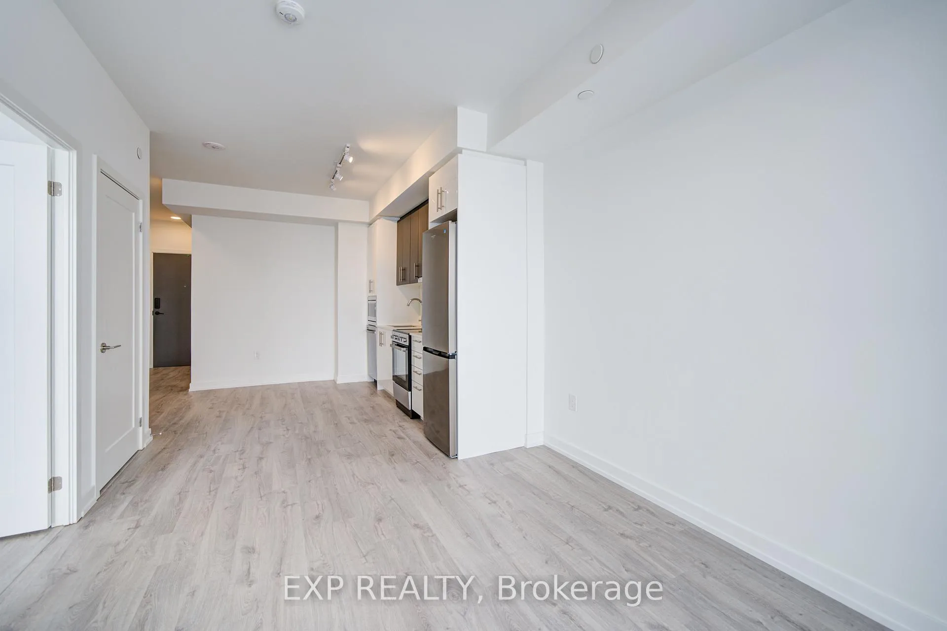 Photo 10 of Unit B-912, 9751 Markham Road, Markham, Greensborough — HOMEH