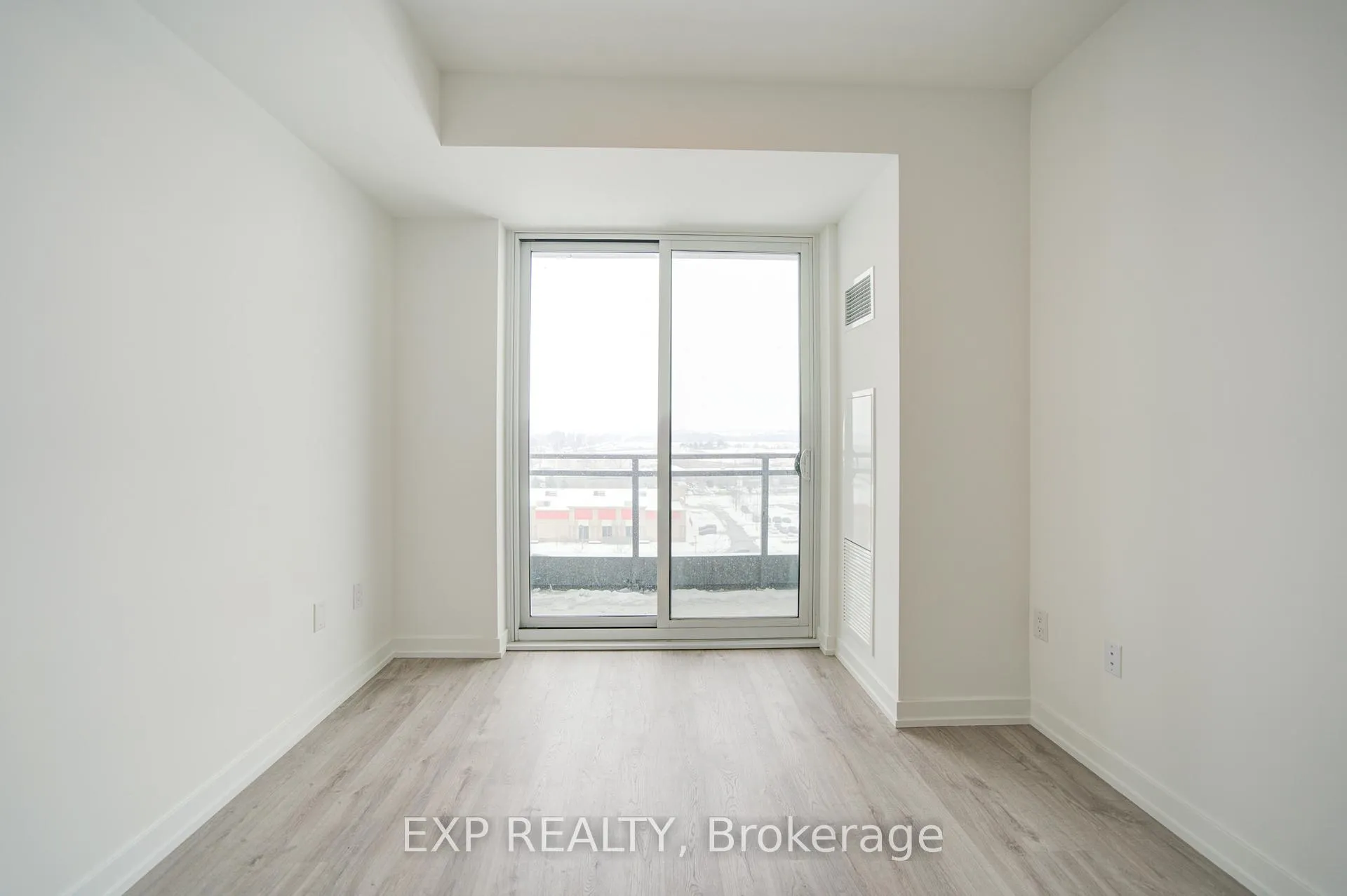 Photo 11 of Unit B-912, 9751 Markham Road, Markham, Greensborough — HOMEH