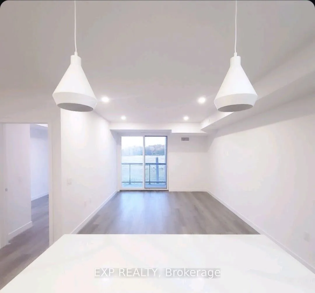 Photo 7 of Unit 308, 7549 Kalar Road, Niagara Falls, Brown — HOMEH