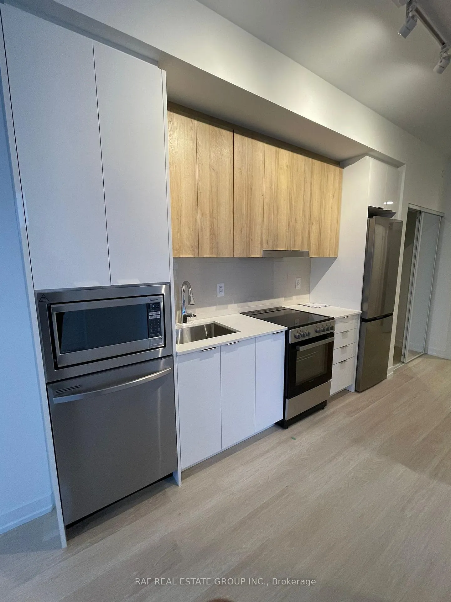 Photo 13 of Unit B1011, 9751 Markham Road, Markham, Greensborough — HOMEH