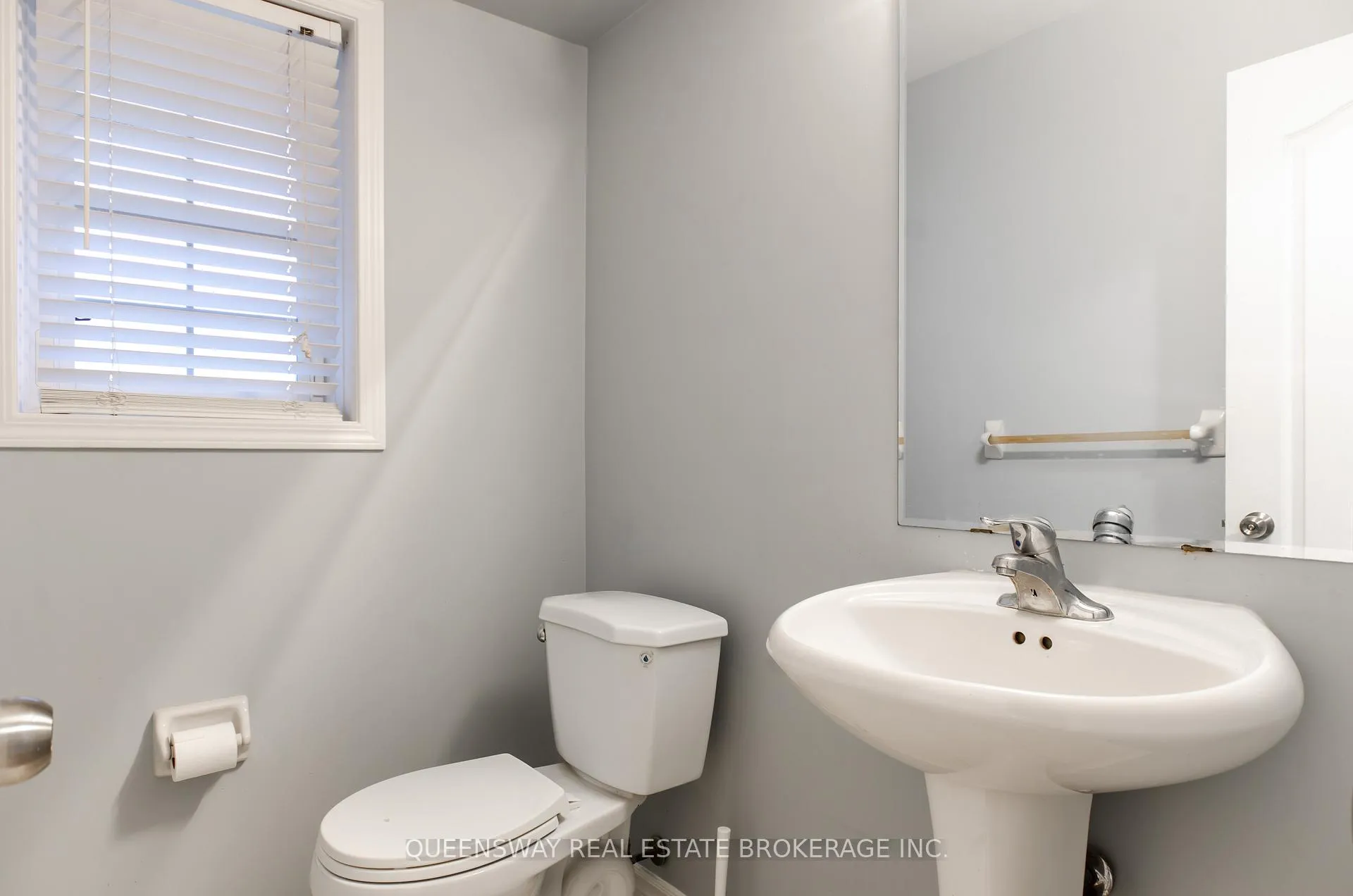 Photo 7 of 20 Woltner Way, Markham, Village Green-South Unionville — HOMEH