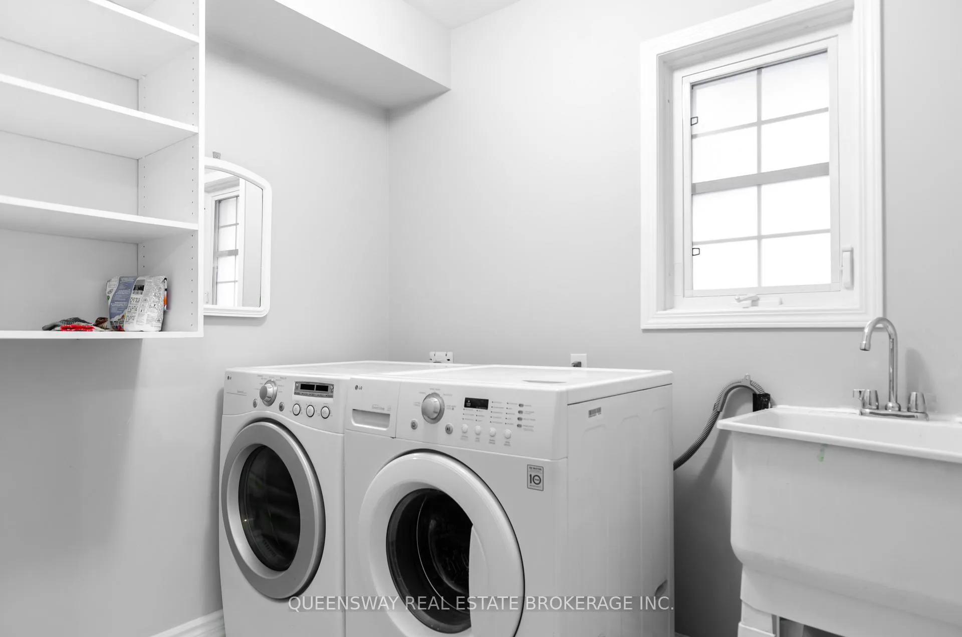 Photo 8 of 20 Woltner Way, Markham, Village Green-South Unionville — HOMEH