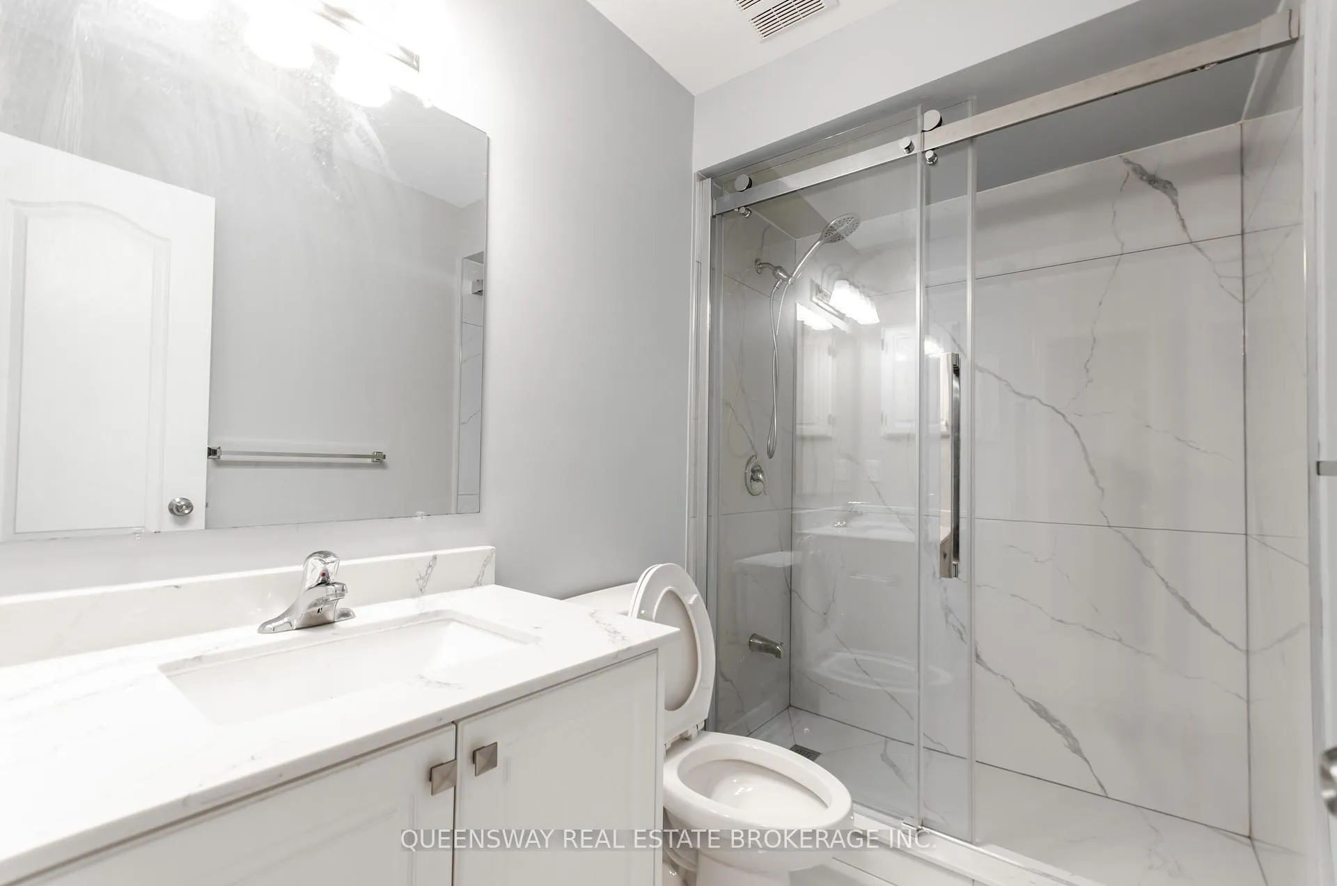 Photo 9 of 20 Woltner Way, Markham, Village Green-South Unionville — HOMEH