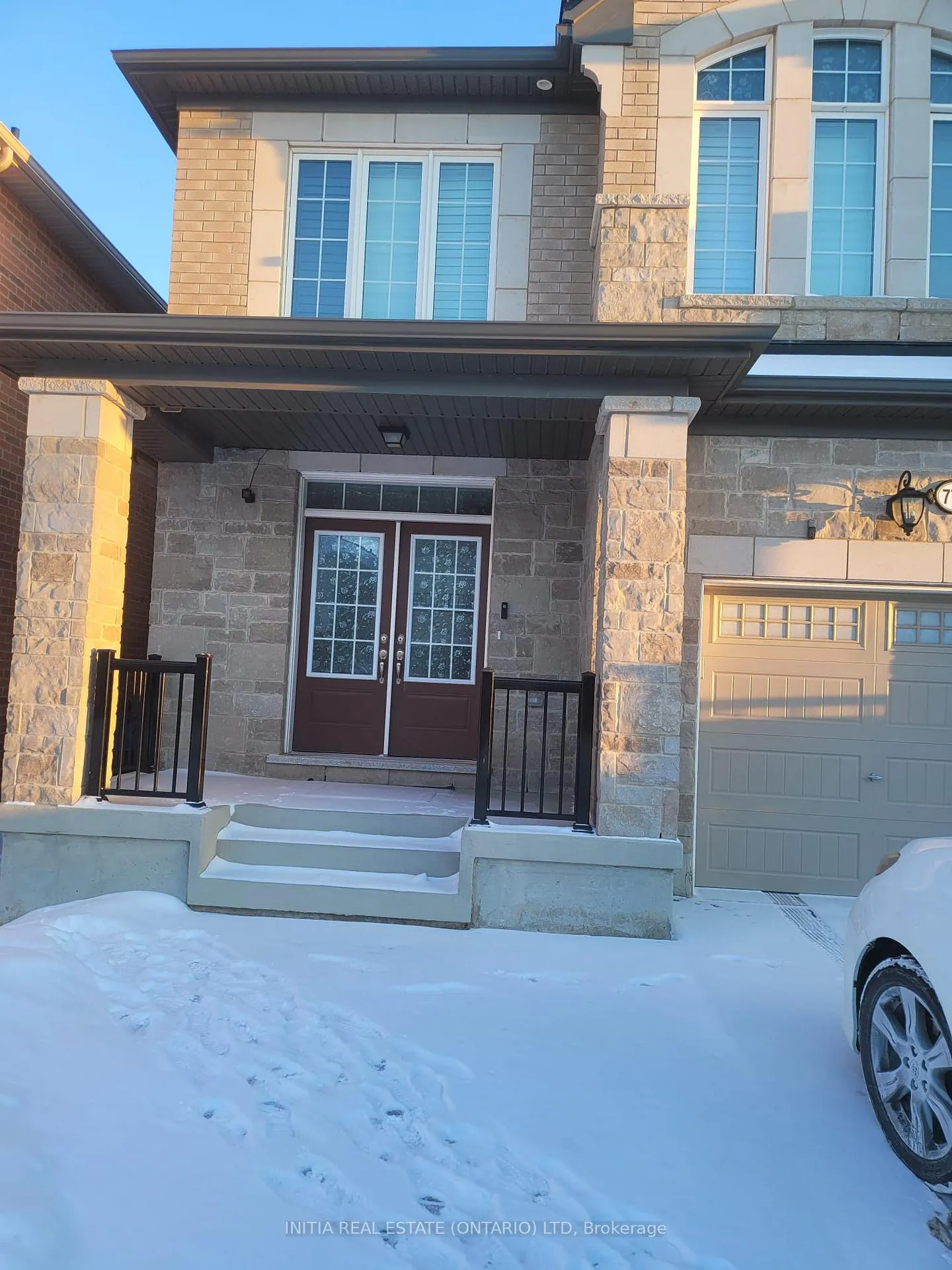 Front of Unit BASEMENT, 772 Magnolia Terrace