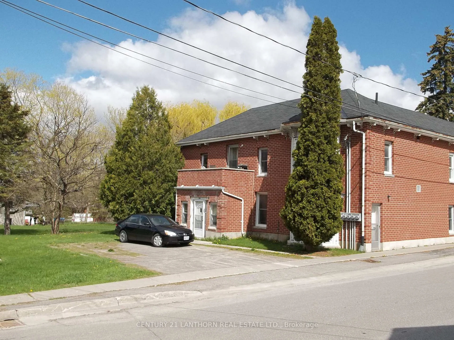 Photo 1 of 109 Union Street, Prince Edward County, Picton Ward — HOMEH