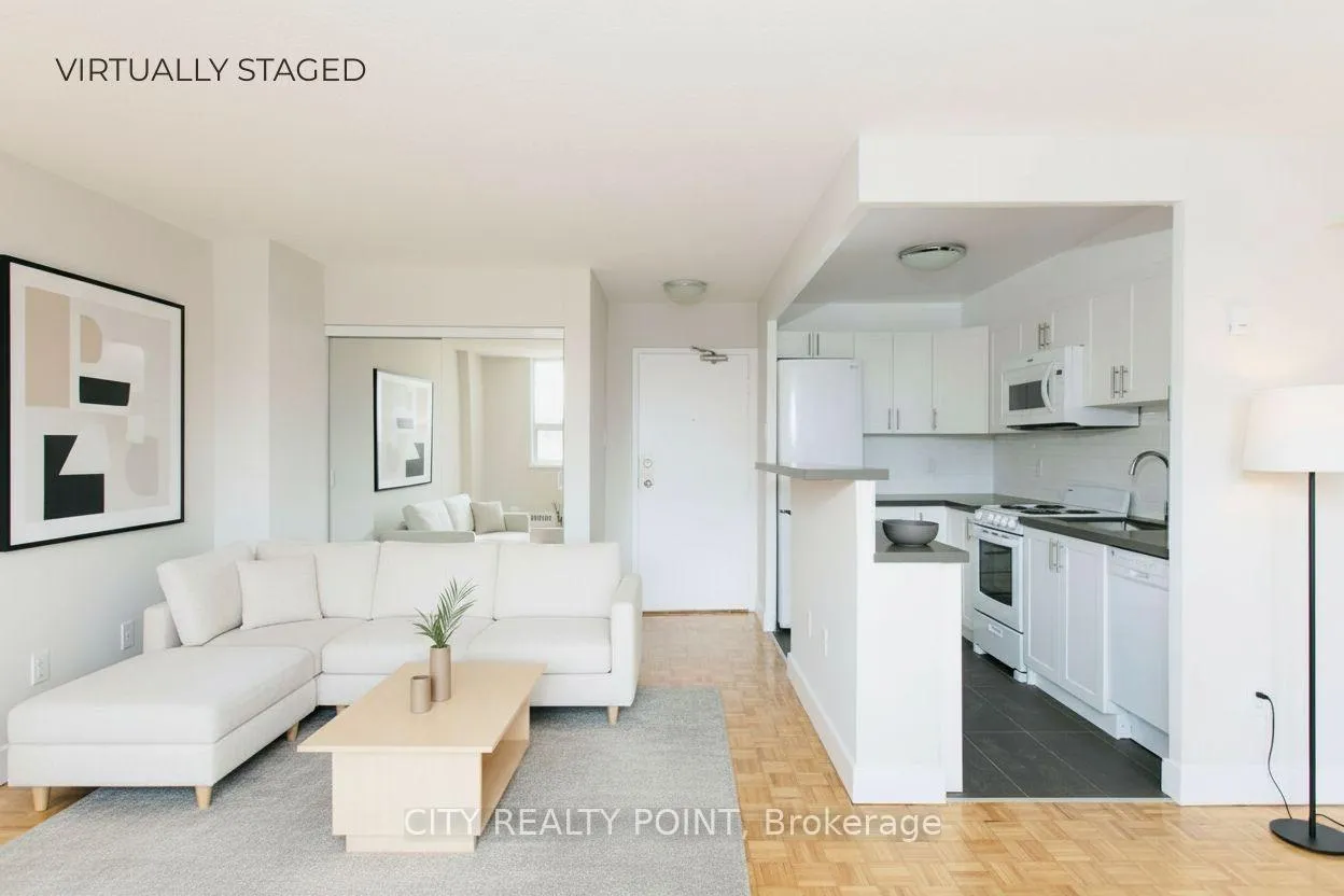 Front of Unit 1008, 1500 Bathurst Street