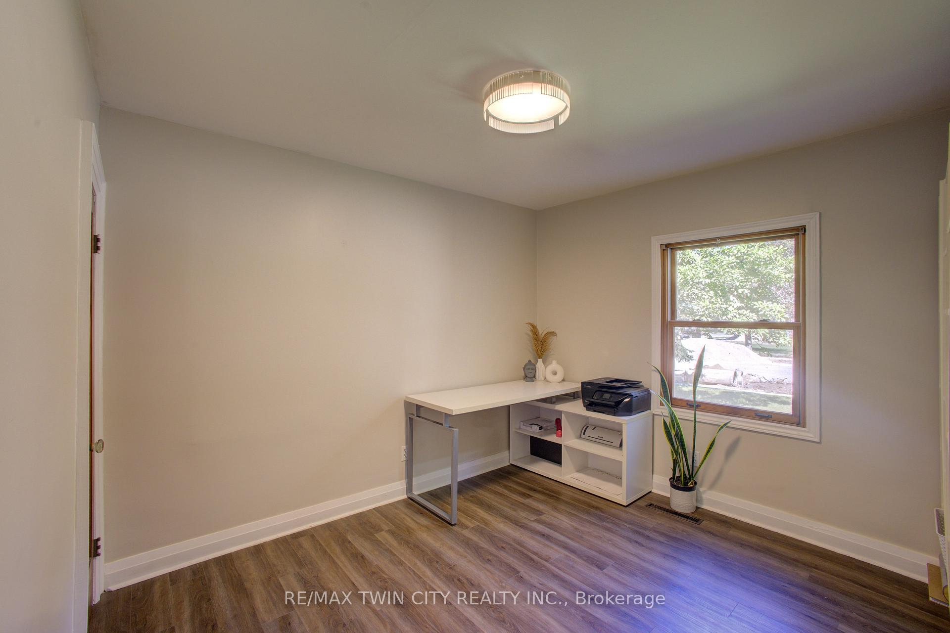 Photo 19 of 141 Goderich Street W, Huron East, Seaforth — HOMEH