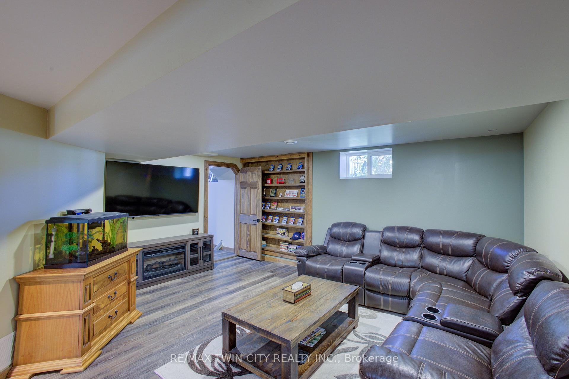 Photo 27 of 141 Goderich Street W, Huron East, Seaforth — HOMEH