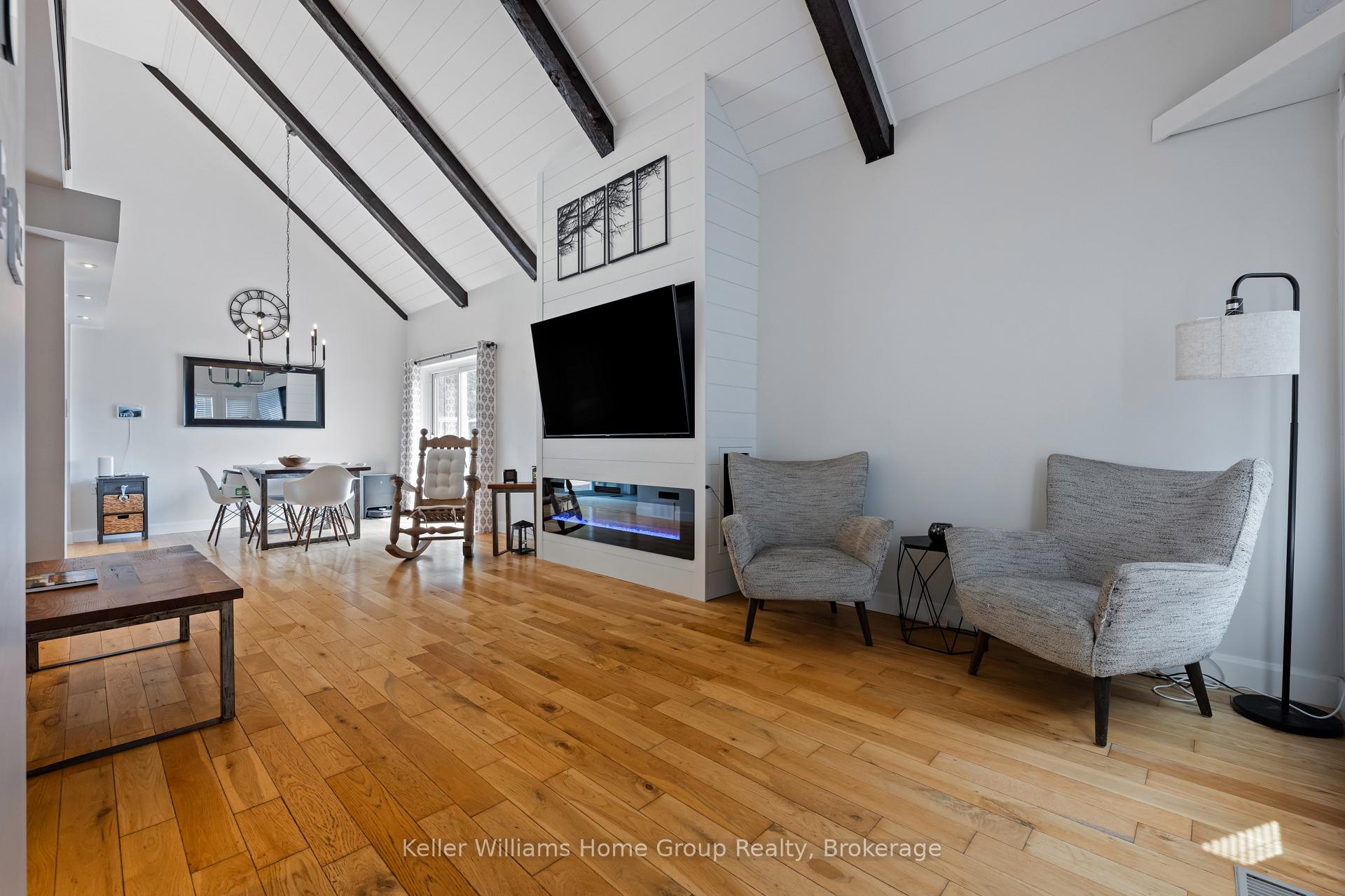 Photo 5 of 7021 Wellington Rd 109, Mapleton, Rural Mapleton — HOMEH