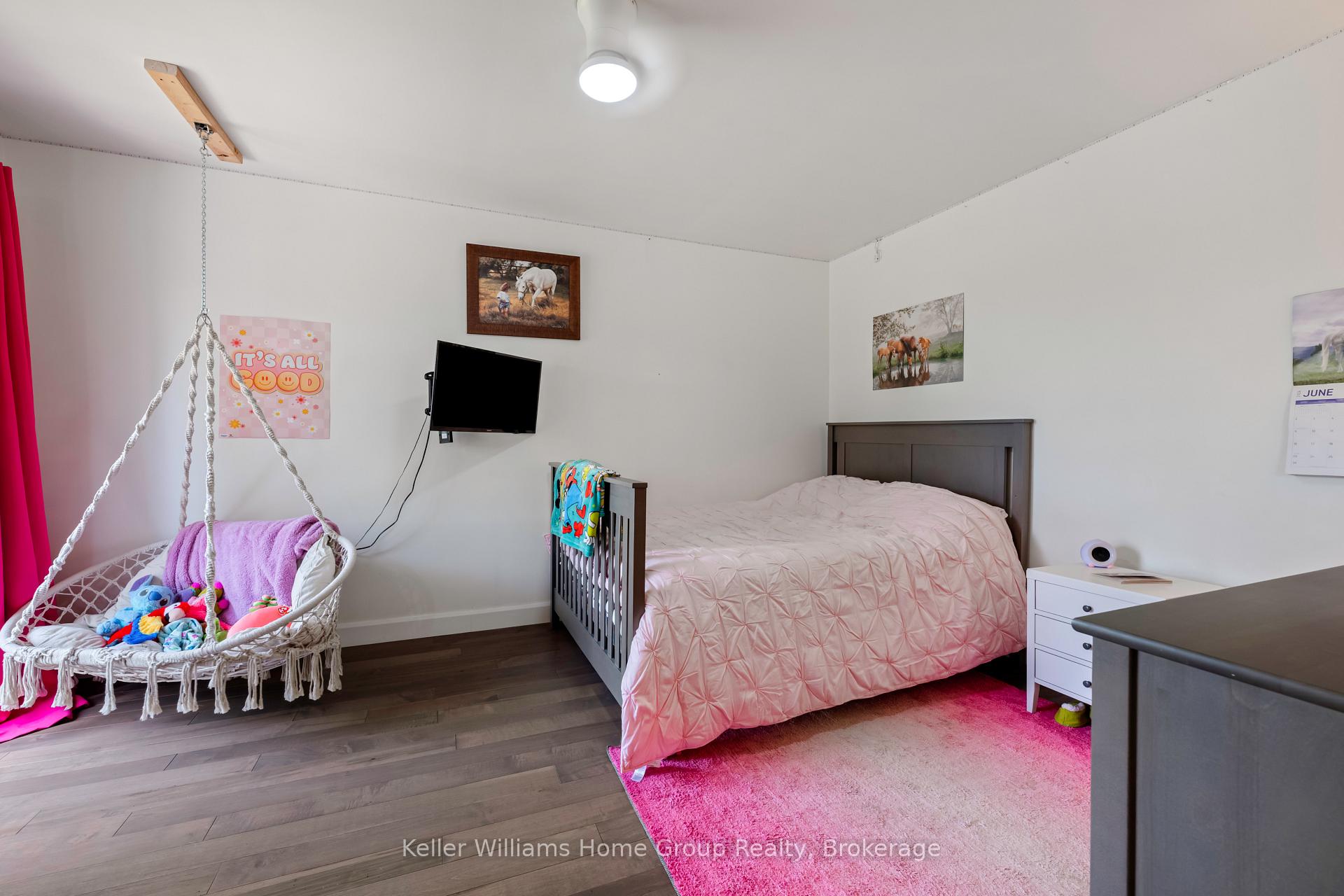 Photo 25 of 7021 Wellington Rd 109, Mapleton, Rural Mapleton — HOMEH