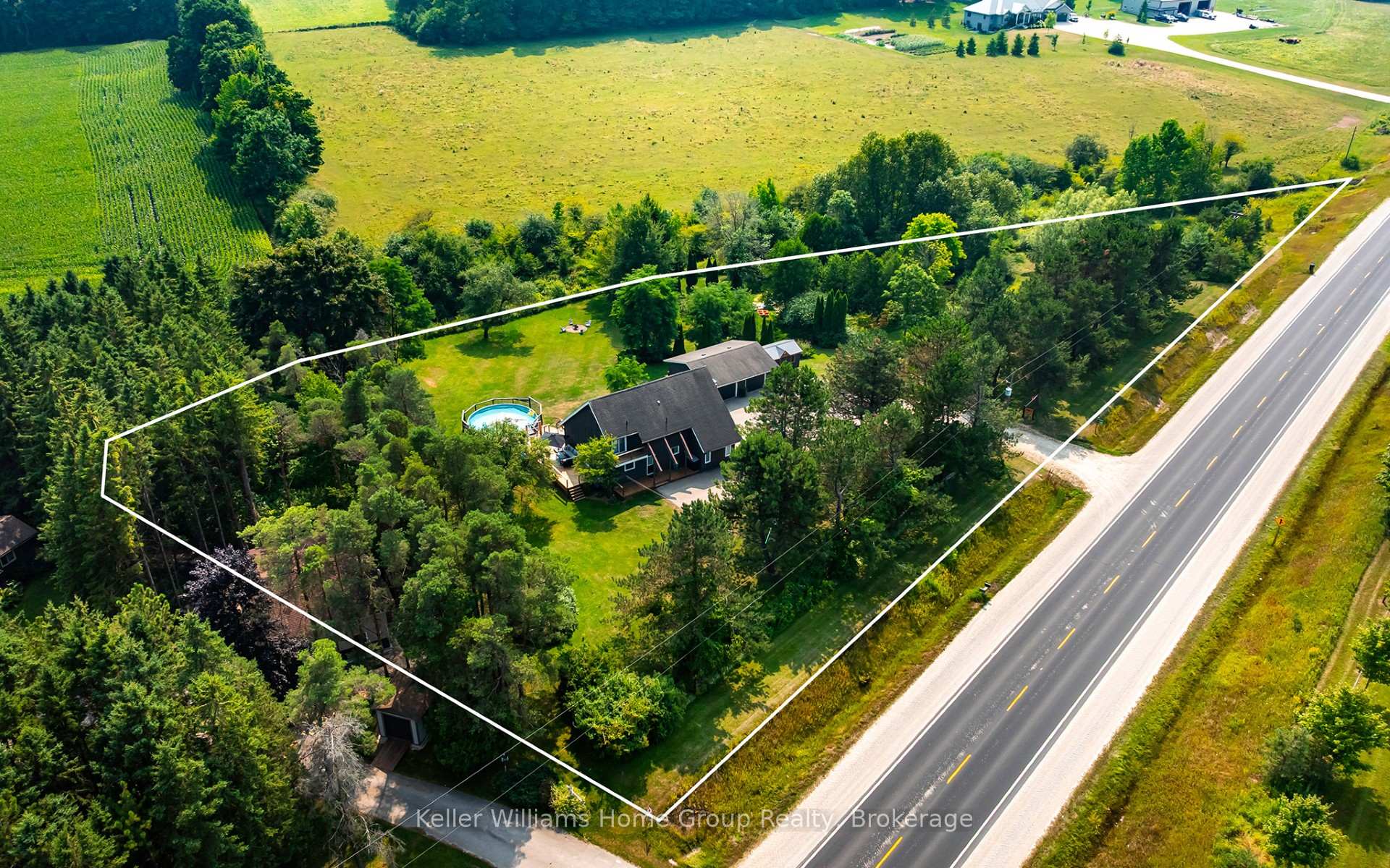 Photo 47 of 7021 Wellington Rd 109, Mapleton, Rural Mapleton — HOMEH