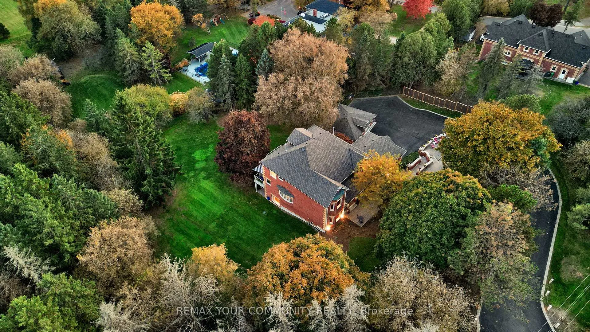 Photo 1 of 508 King Street E, Caledon, Bolton North — HOMEH