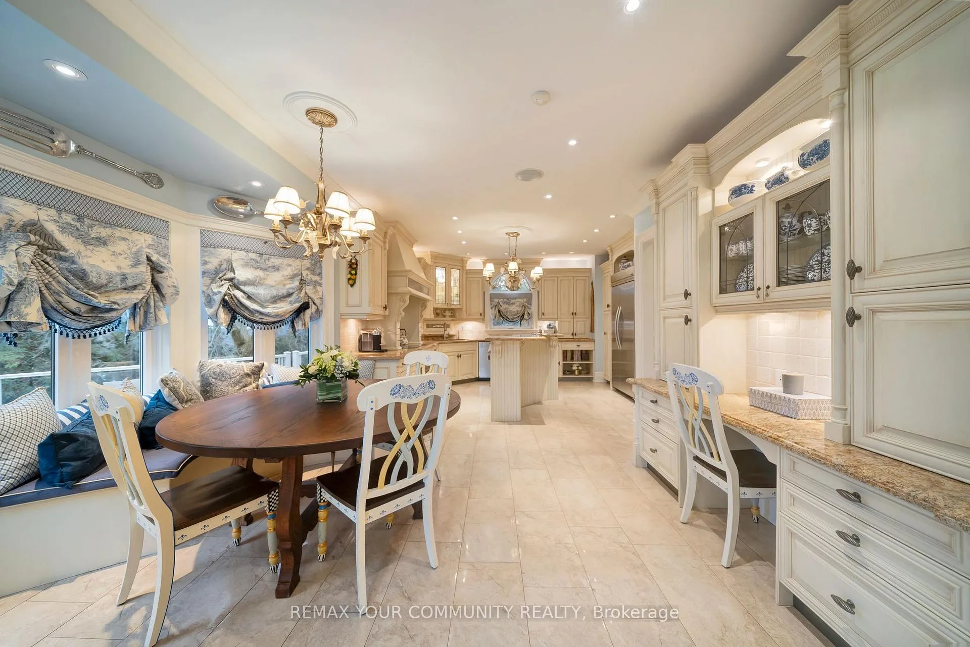 Photo 14 of 508 King Street E, Caledon, Bolton North — HOMEH