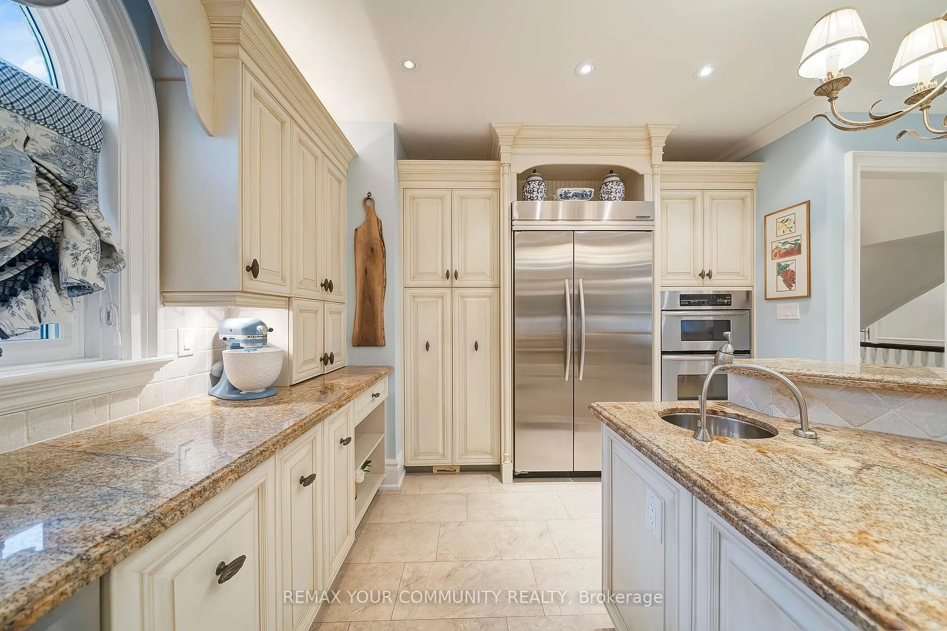 Photo 18 of 508 King Street E, Caledon, Bolton North — HOMEH