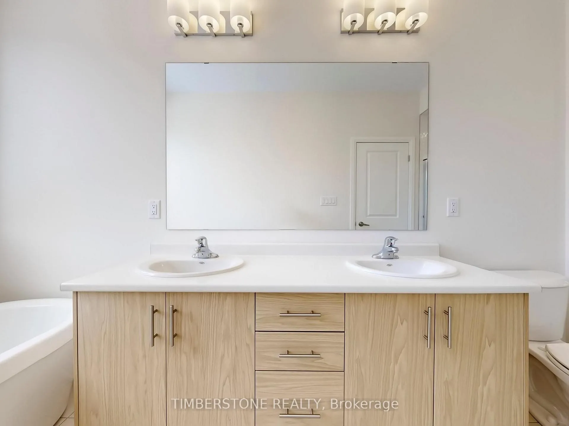 Photo 29 of 3014 Sideline 16, Pickering, Rural Pickering — HOMEH