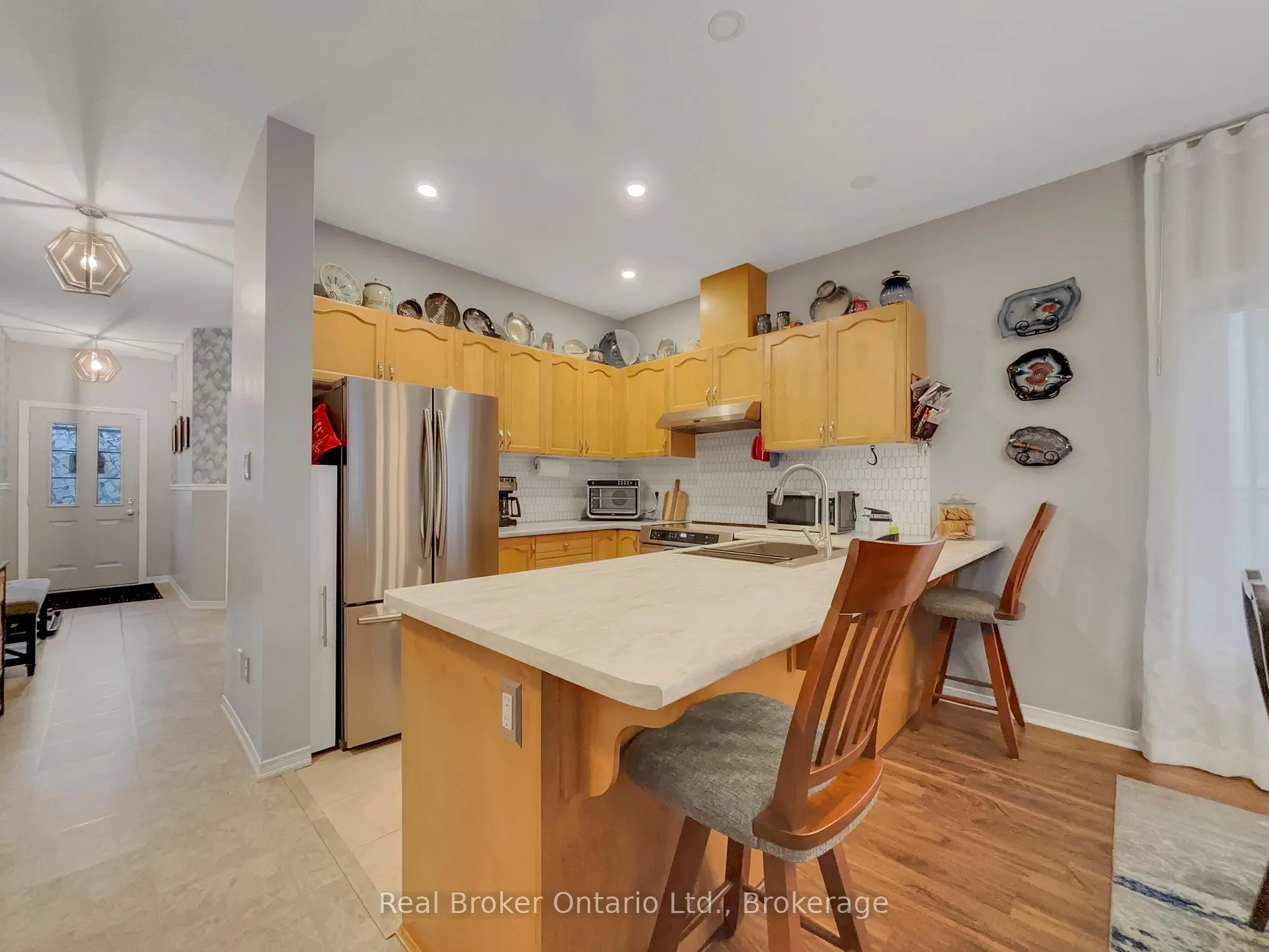 Photo 10 of Unit 15, 566 Southridge Drive, Hamilton, Mountview — HOMEH